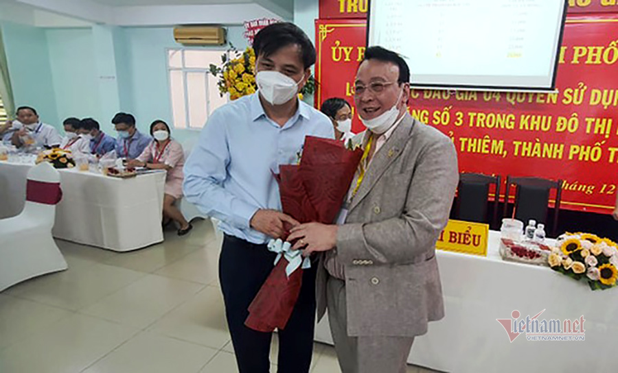 Tân Hoàng Minh chính thức lên tiếng việc bỏ cọc gần 600 tỷ lô đất Thủ Thiêm