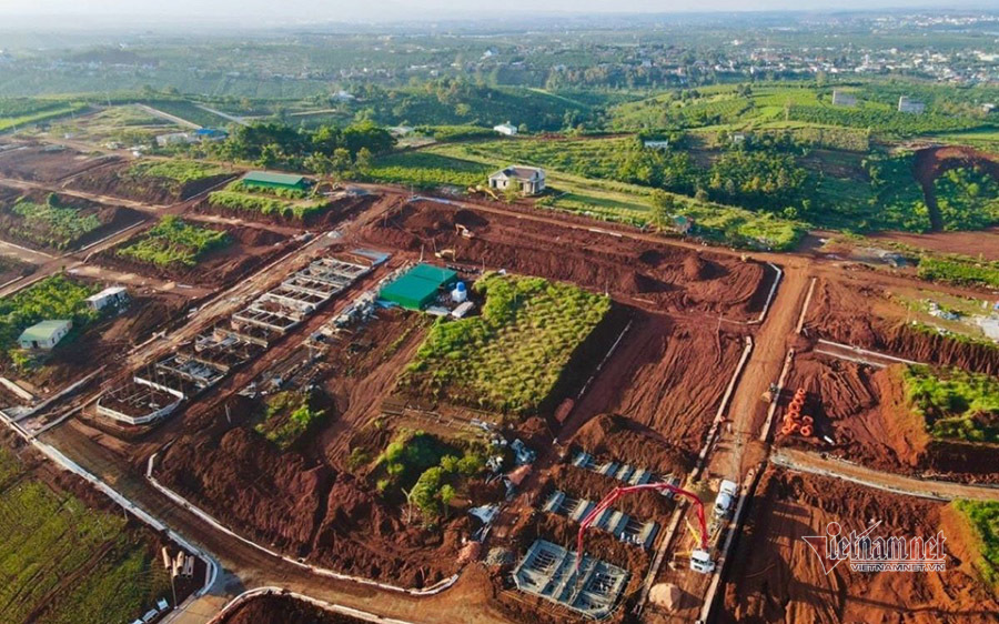 Loạt sai phạm trong việc 'hiến đất làm đường' ở điểm nóng phân lô của Lâm Đồng