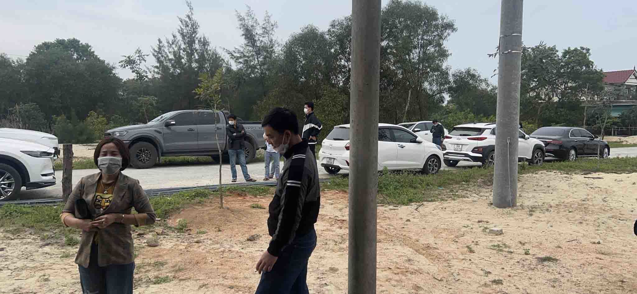'Cò' đất khuấy động làng quê Hà Tĩnh, vài ngày lại 'bay sạch'
