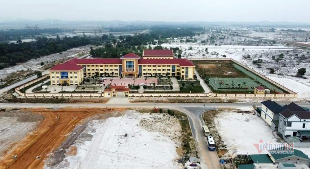 Sốt đất điên đảo, nhà đầu tư Nghệ An đổ xô vào Quảng Bình 'săn đất'