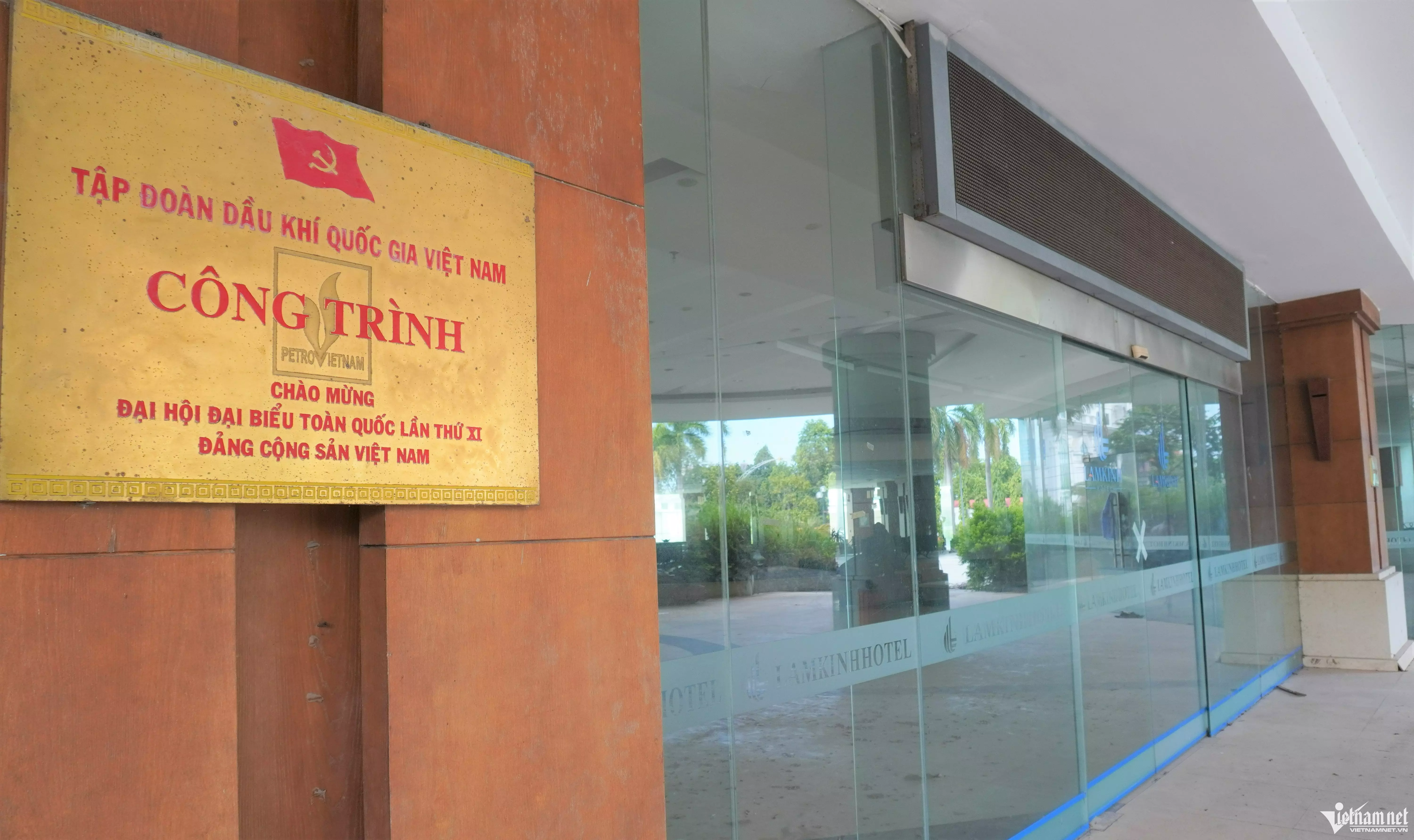 khach san 500 ty bo hoang tren dat vang giua long tp thanh hoa 8c1be39bac34497181bf86b7b667d034