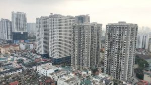Tính thanh khoản không lớn khi giá bất động sản tăng, lo ngại tình trạng bong bóng tái diễn - Ảnh 1.