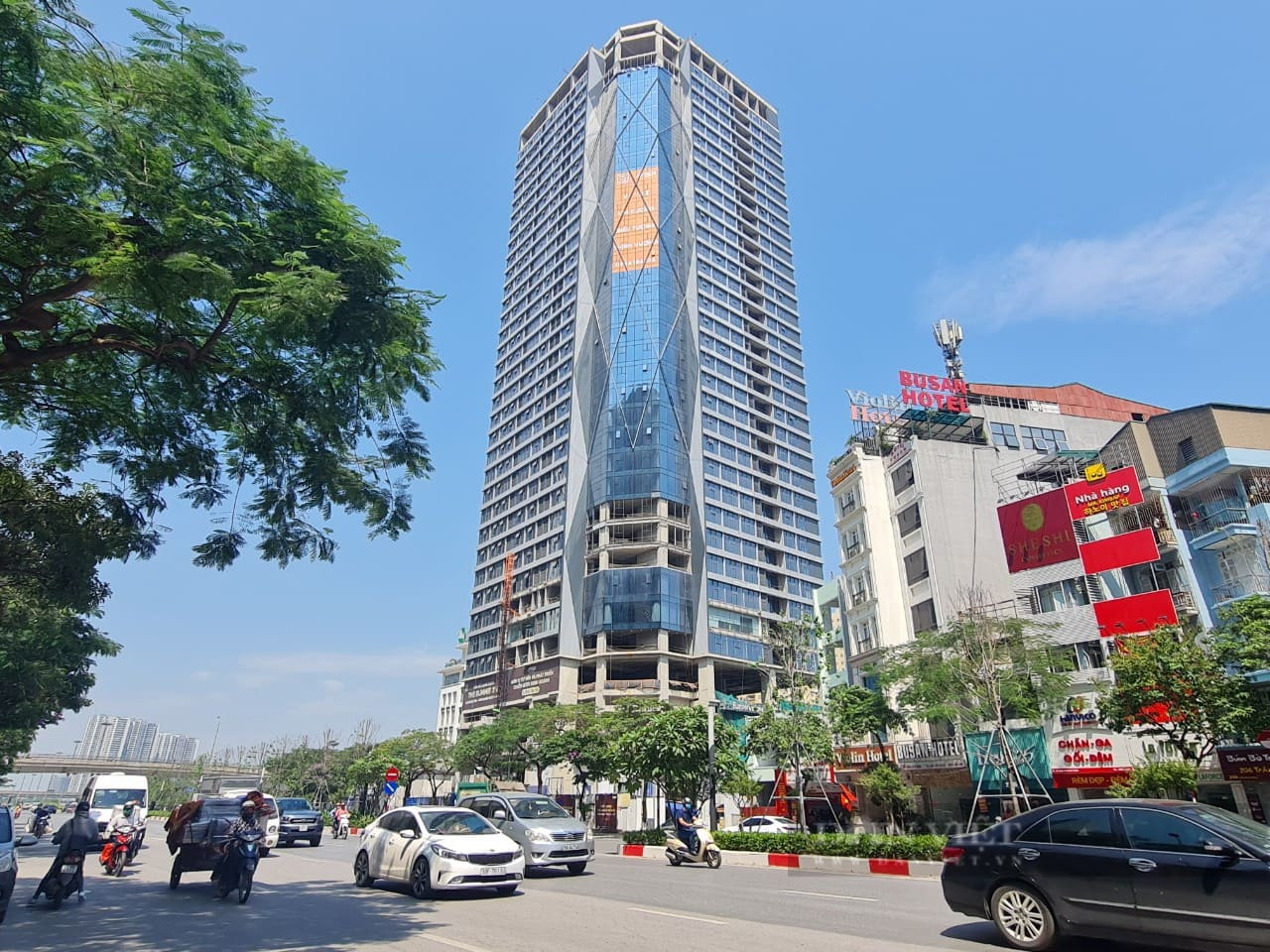 Sửa Luật Nhà ở, Kinh doanh Bất động sản có nhạy cảm về sai phạm đất đai, siết tín dụng - Ảnh 3. Sửa Luật Nhà ở, Kinh doanh Bất động sản có nhạy cảm về sai phạm đất đai, siết tín dụng - Ảnh 3.