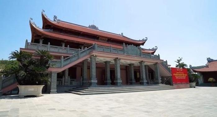 choang ngop nha tho to ho bui viet nam rong 35000m2 chi tiet thep vang dat gia 3365d2aad7bd4eba8352c8effc5b69be