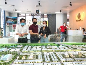 Doanh nghiệp “khỏe mạnh” chỉ được chuyển nhượng dự án khi đã có sổ đỏ là không công bằng - Ảnh 1.