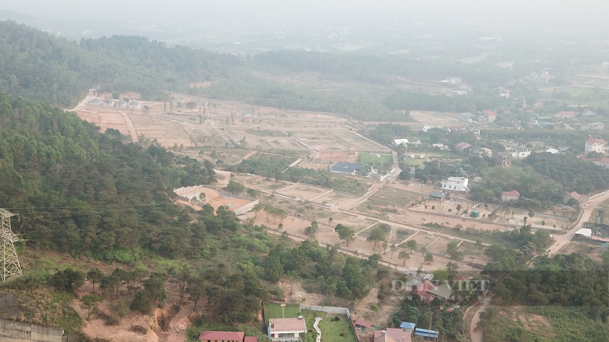 Sửa Luật Nhà ở, Kinh doanh Bất động sản có nhạy cảm về sai phạm đất đai, siết tín dụng - Ảnh 1. Sửa Luật Nhà ở, Kinh doanh Bất động sản có nhạy cảm về sai phạm đất đai, siết tín dụng - Ảnh 1.